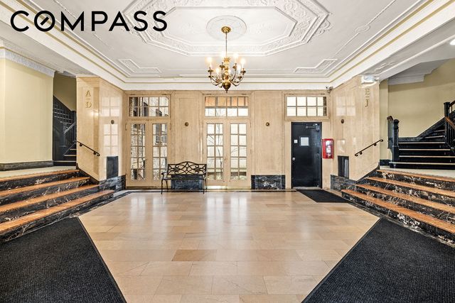 400 Lincoln Pl Apt 2B, New York City, NY 11238