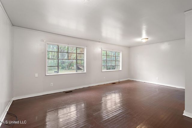 5440 Grafton Street, Jackson, MS 39206