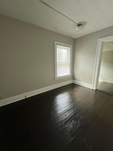 2395 Summit Street, Columbus, OH 43202