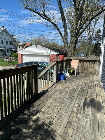 2395 Summit Street, Columbus, OH 43202