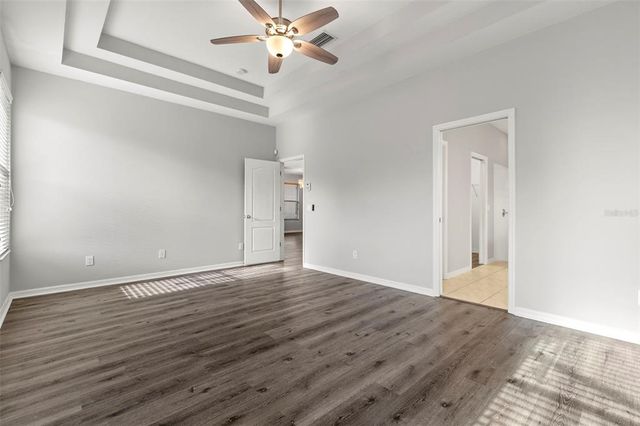 9818 WHITE BARN WAY, Riverview, FL 33569
