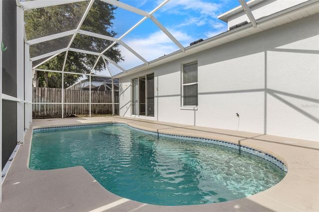 9818 WHITE BARN WAY, Riverview, FL 33569