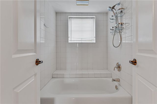 142 Shady Brook Circle 301, St Simons Island, GA 31522