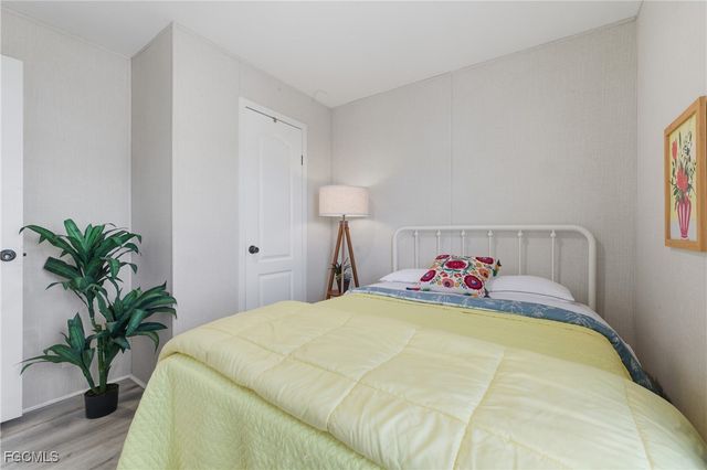 310 Shrub LN S, North Fort Myers, FL 33917