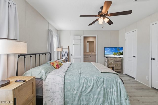 310 Shrub LN S, North Fort Myers, FL 33917