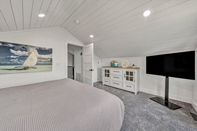 175 Clubhouse Tower DR, Moneta, VA 24121