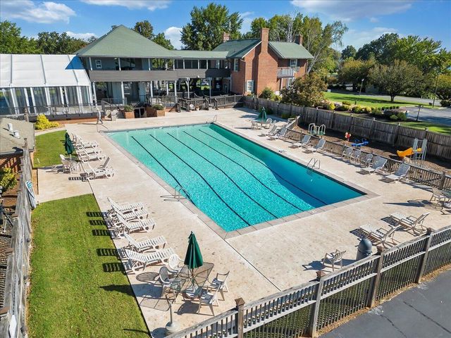 175 Clubhouse Tower DR, Moneta, VA 24121