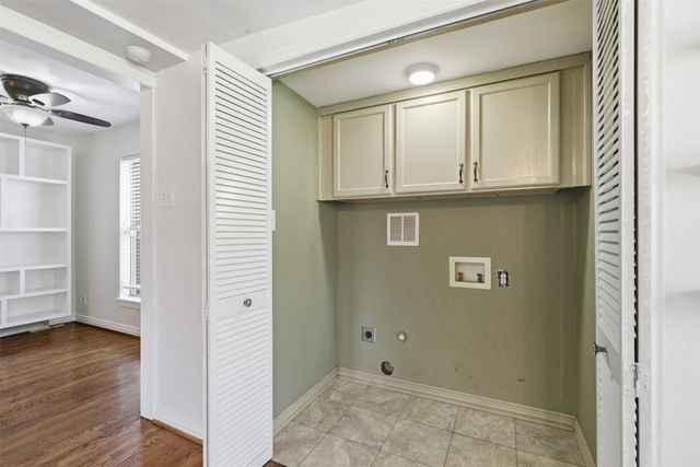 2615 Alco Avenue, Dallas, TX 75211