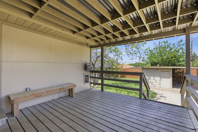 2615 Alco Avenue, Dallas, TX 75211