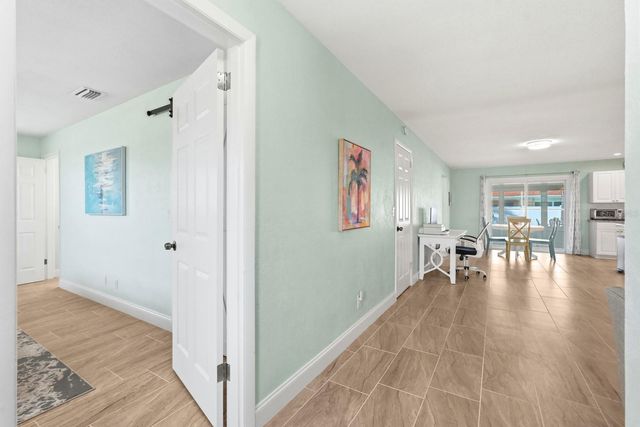 341 PLAZA BOULEVARD, Daytona Beach, FL 32118