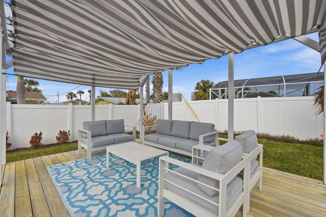 341 PLAZA BOULEVARD, Daytona Beach, FL 32118