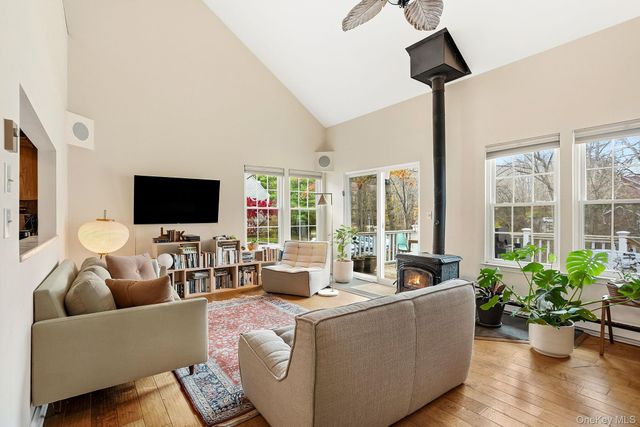 21 Croton Lake Road 20, Katonah, NY 10536