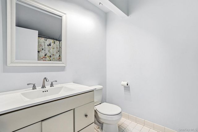 21 Croton Lake Road 20, Katonah, NY 10536