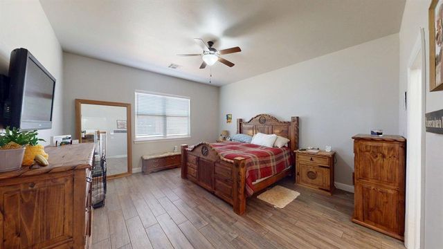 12733 SW 26th Street, Yukon, OK 73099