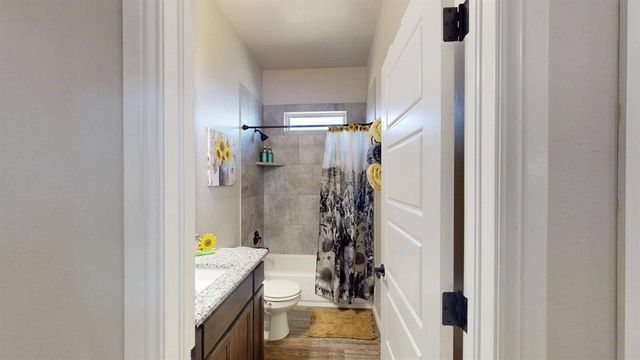 12733 SW 26th Street, Yukon, OK 73099