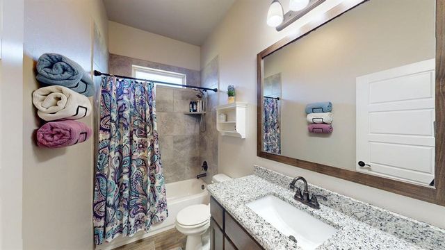 12733 SW 26th Street, Yukon, OK 73099