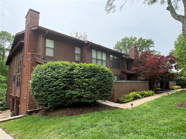 2012 Trailcrest Lane 3, St Louis, MO 63122
