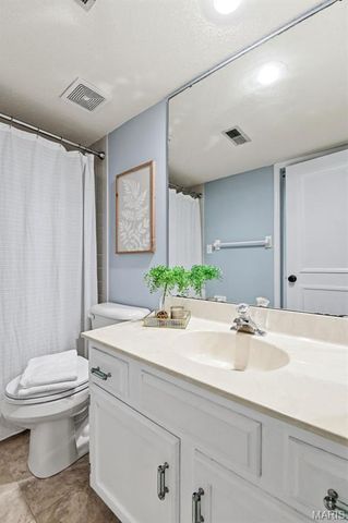 2012 Trailcrest Lane 3, St Louis, MO 63122