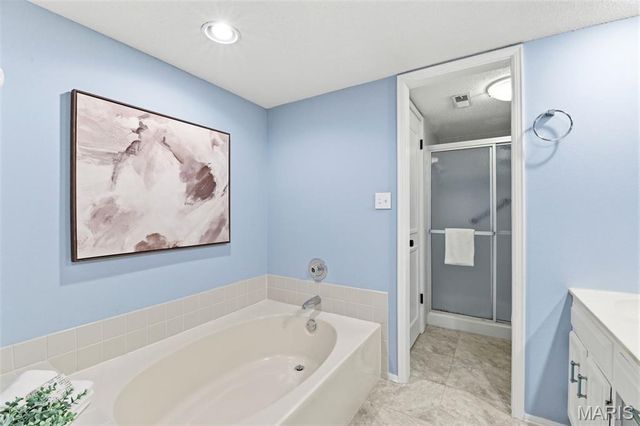 2012 Trailcrest Lane 3, St Louis, MO 63122