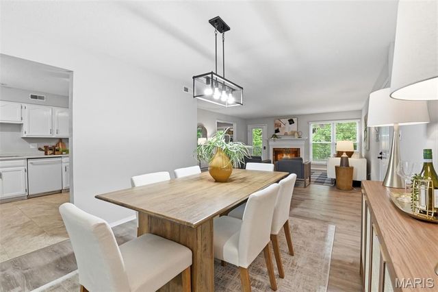 2012 Trailcrest Lane 3, St Louis, MO 63122
