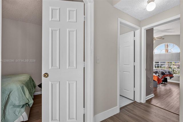 1971 Oak Berry Circle, Wellington, FL 33414