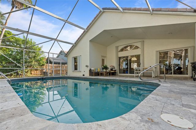 1971 Oak Berry Circle, Wellington, FL 33414