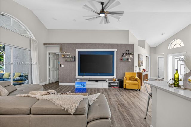 1971 Oak Berry Circle, Wellington, FL 33414