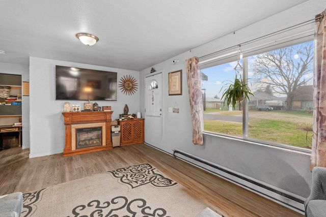 2214 E Rockwell Ave, Spokane, WA 99207