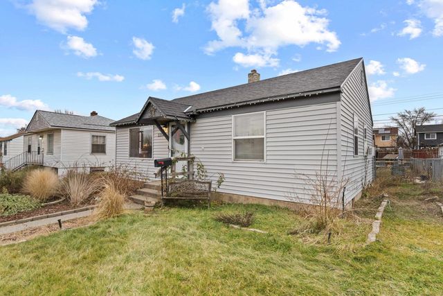 2214 E Rockwell Ave, Spokane, WA 99207