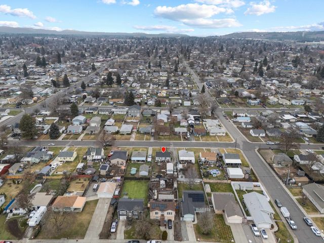 2214 E Rockwell Ave, Spokane, WA 99207