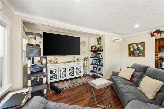903 N 1st, Alhambra, CA 91801