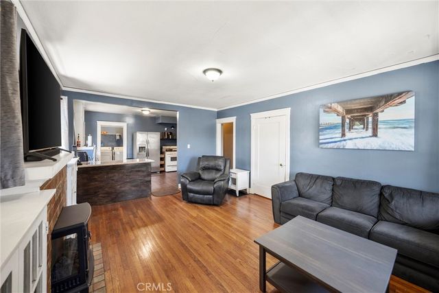 903 N 1st, Alhambra, CA 91801