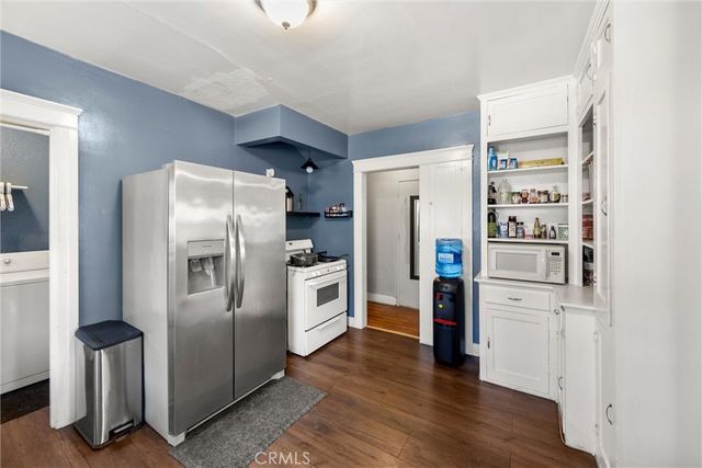 903 N 1st, Alhambra, CA 91801