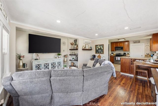 903 N 1st, Alhambra, CA 91801