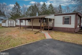 9 OAK DR, Spring City, PA 19475