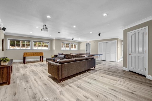 81 Royal Saint George Road, Newport Beach, CA 92660