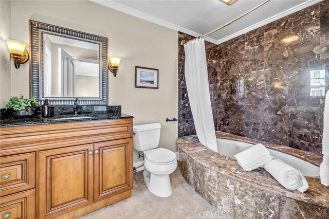 81 Royal Saint George Road, Newport Beach, CA 92660