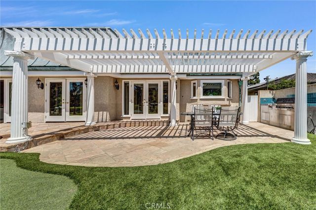 81 Royal Saint George Road, Newport Beach, CA 92660