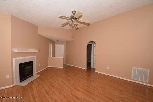 1122 Turtle Creek Road H, Greenville, NC 27858