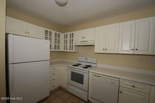 1122 Turtle Creek Road H, Greenville, NC 27858