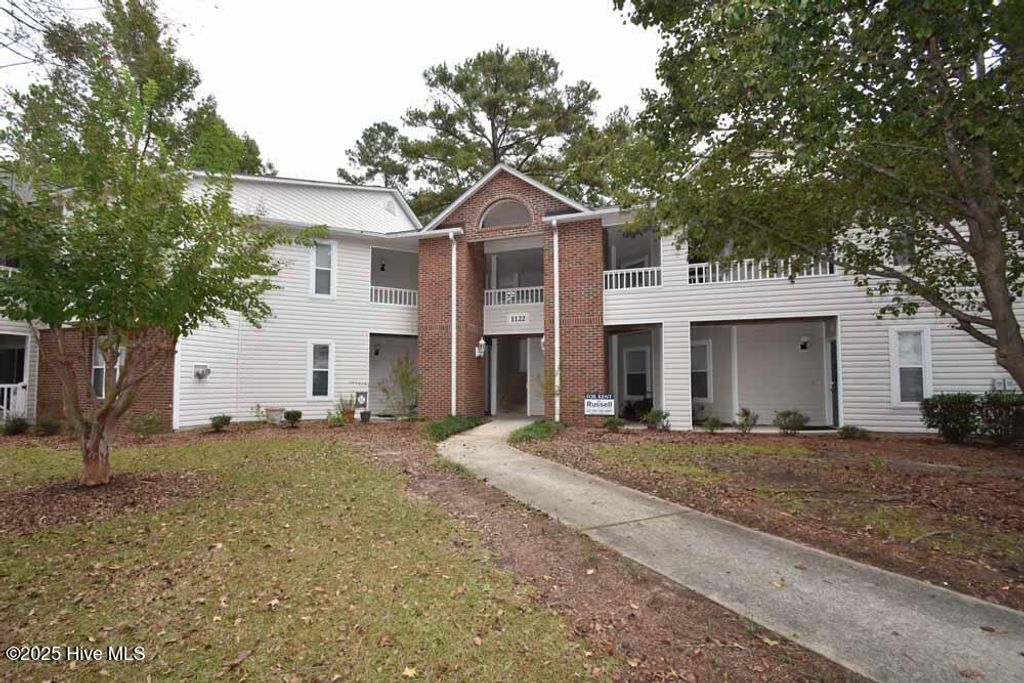 1122 Turtle Creek Road H, Greenville, NC 27858
