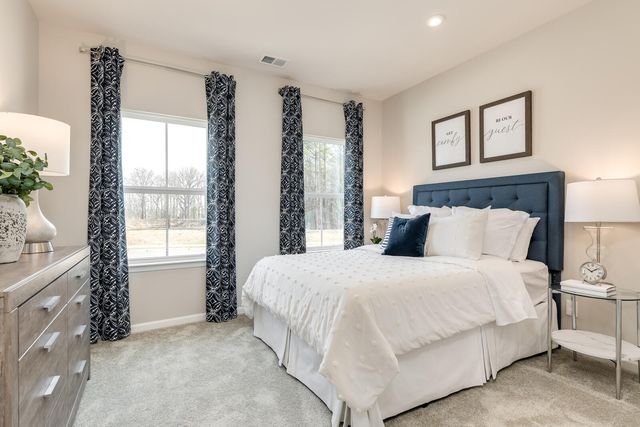 1031 Lacebark Drive, Ridgeville, SC 29472