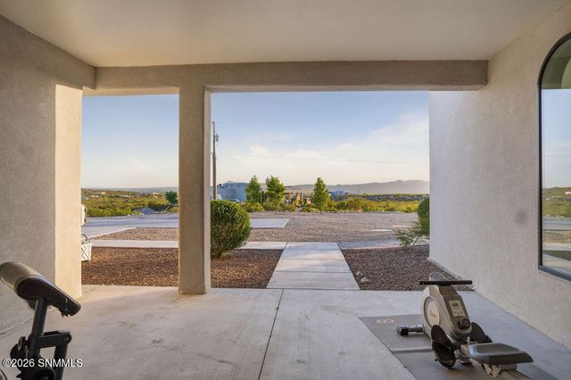 2243 Guamis Road, Las Cruces, NM 88012