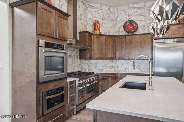2243 Guamis Road, Las Cruces, NM 88012