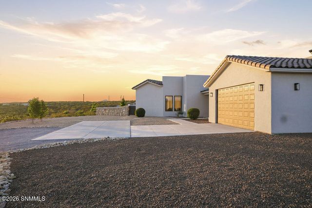 2243 Guamis Road, Las Cruces, NM 88012