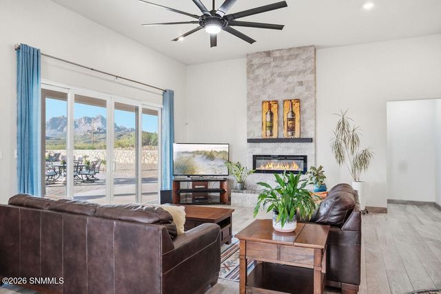 2243 Guamis Road, Las Cruces, NM 88012