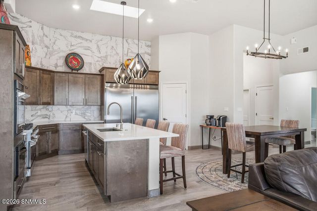 2243 Guamis Road, Las Cruces, NM 88012