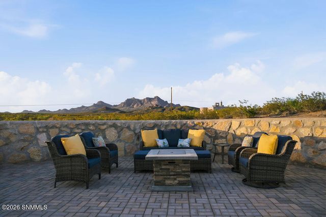 2243 Guamis Road, Las Cruces, NM 88012