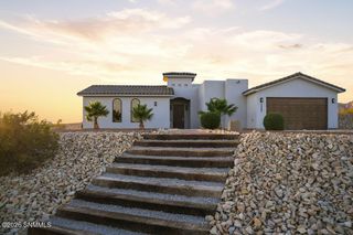 2243 Guamis Road, Las Cruces, NM 88012