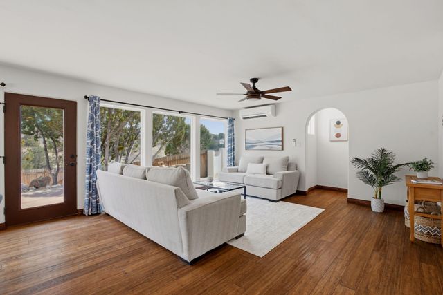 20 Canon Del Agua, Placitas, NM 87043